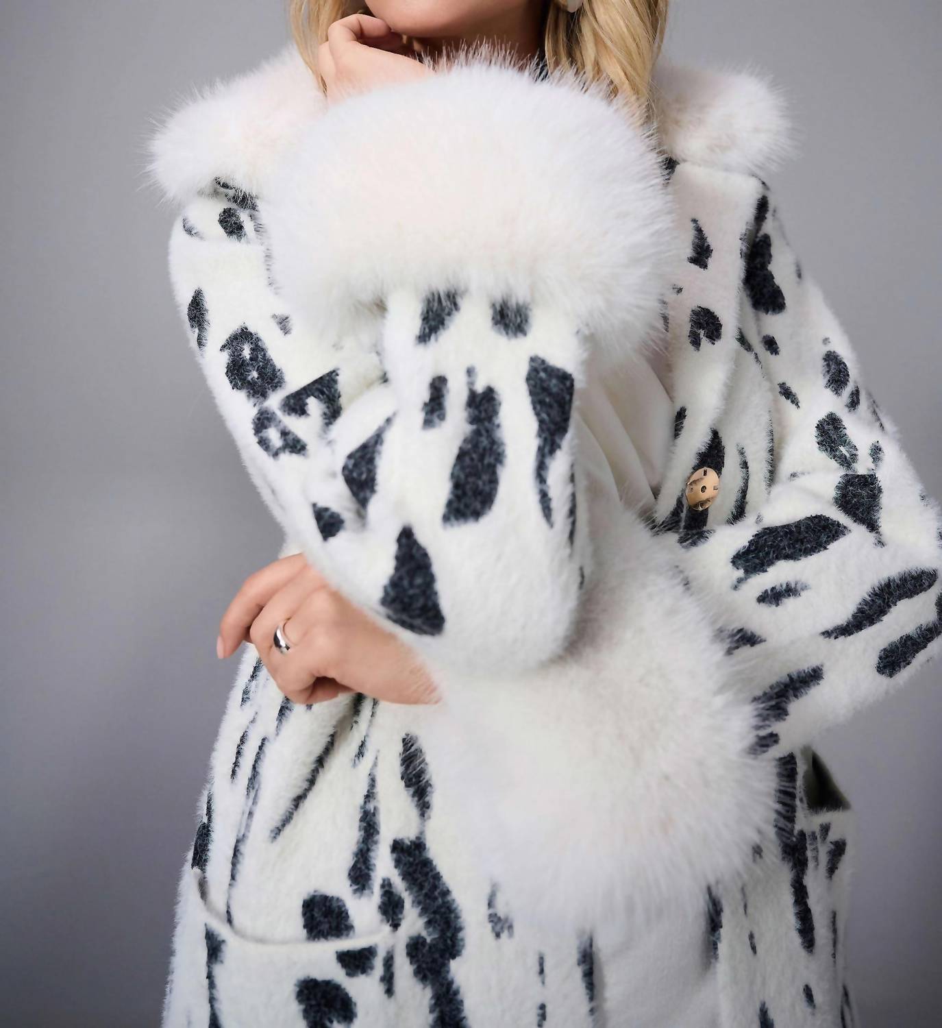 Joseph Ribkoff - Fae Feather Yarn Animal Jacquard Coat With Faux Fur Trim