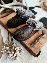 Very G - Women's Lolly Tooled Print Faux Leather Fuzzy Slippers