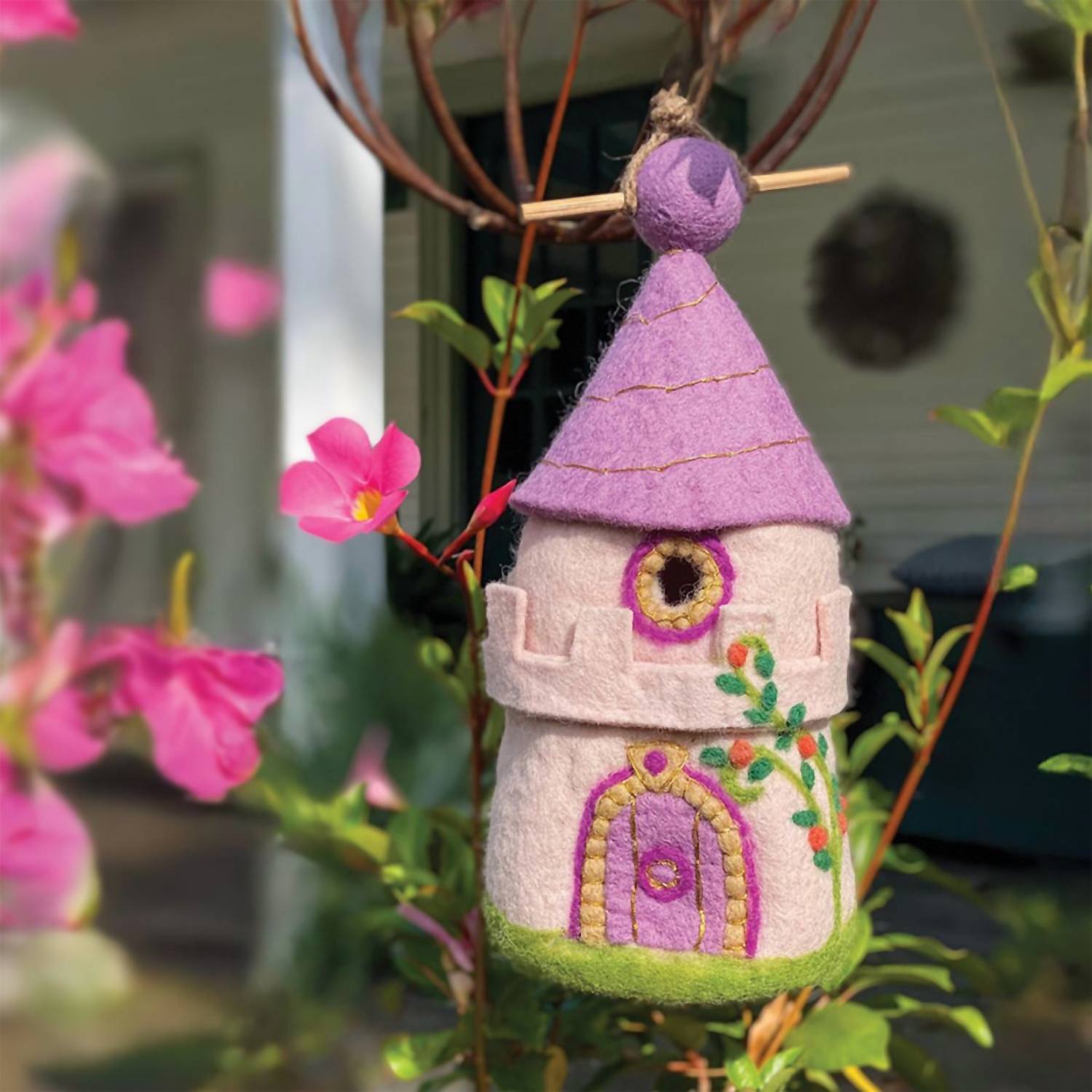 Dzi Handmade - Wild Woolies Birdhouse Fairy Castle