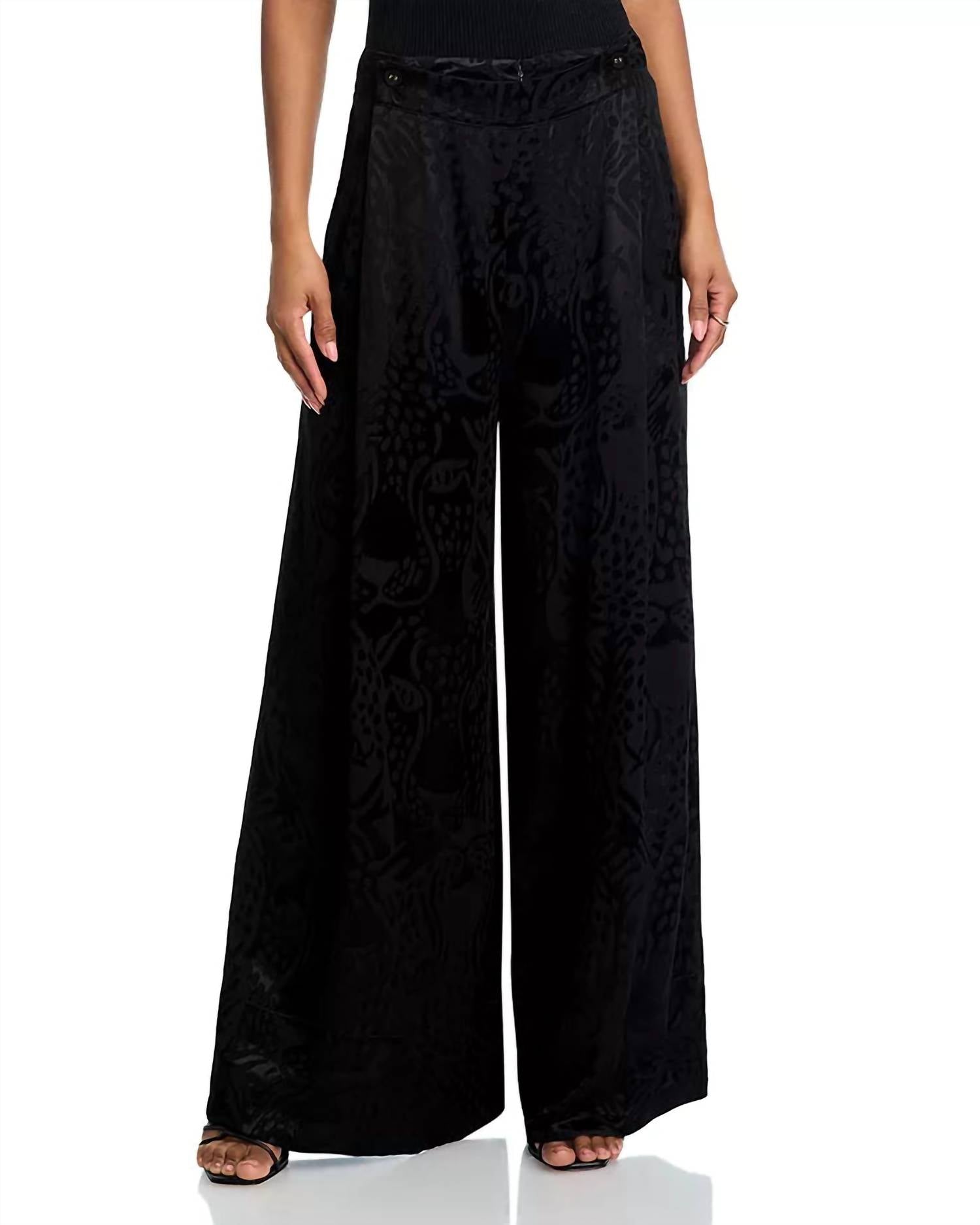 Farm Rio - Women's Leopard Jacquard Pants
