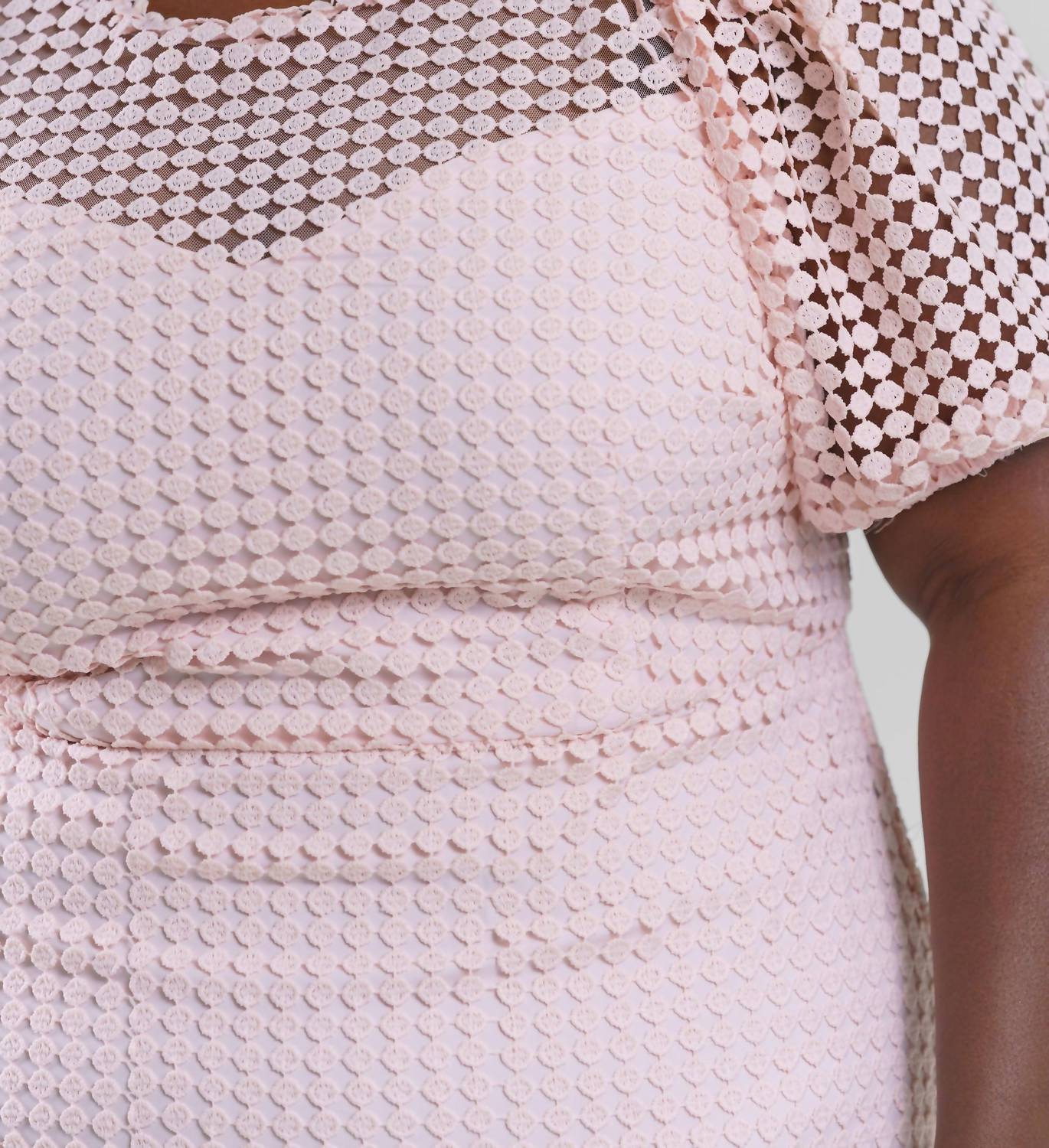 Donna Morgan - IMANI CROCHET LACE DRESS