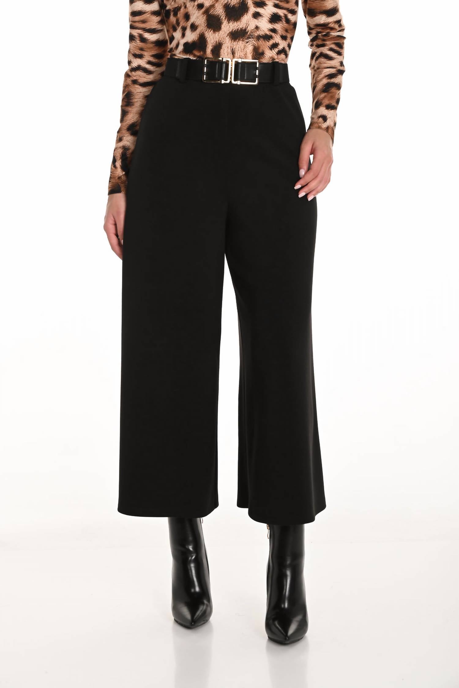 Frank Lyman - Women's Ponte Gaucho Pants