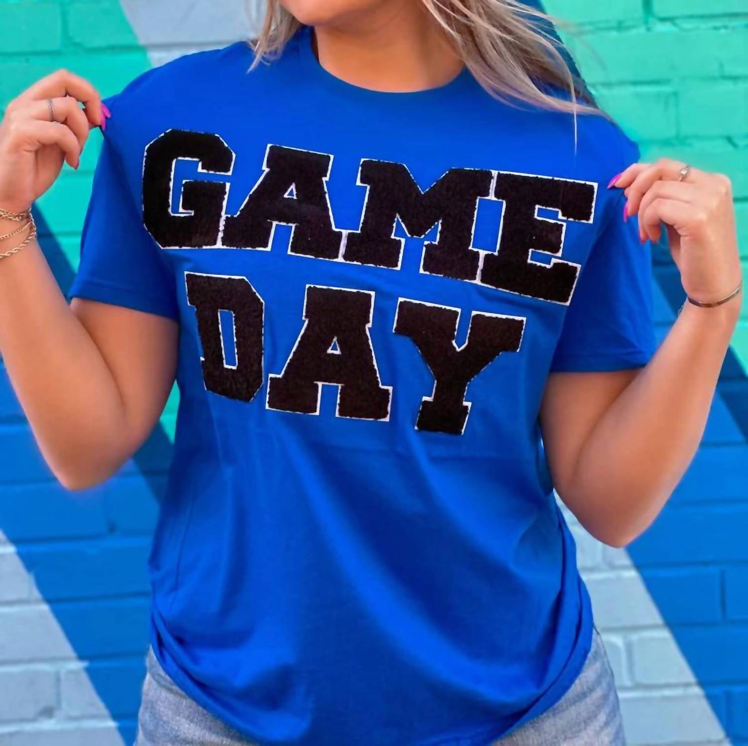 Gildan - Gameday Chenille T-shirt