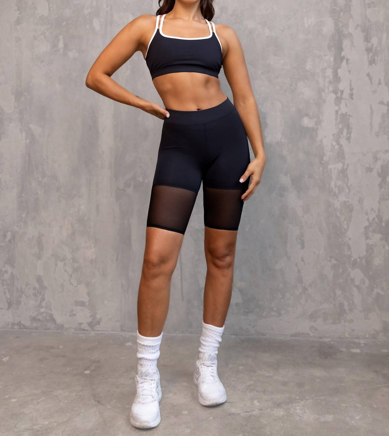 HEROINE SPORT High Support Duo Shorts in black - women's shorts