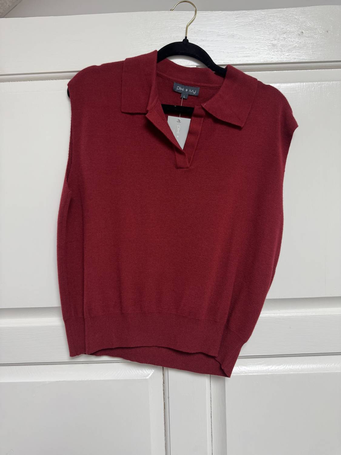 Pixi + Ivy - Women's Sweater Vest
