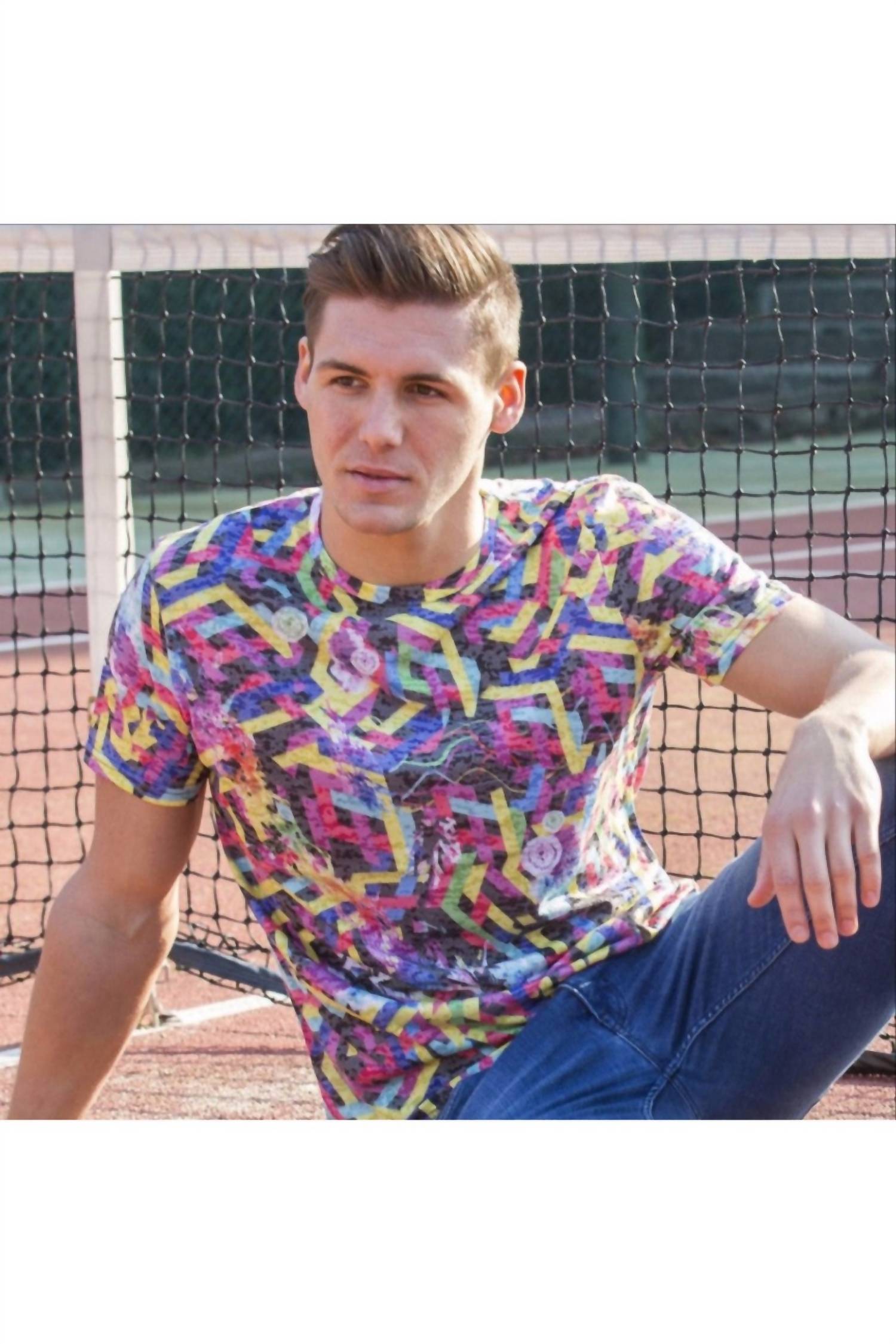 Eight X - Geo Lines Print T-shirt