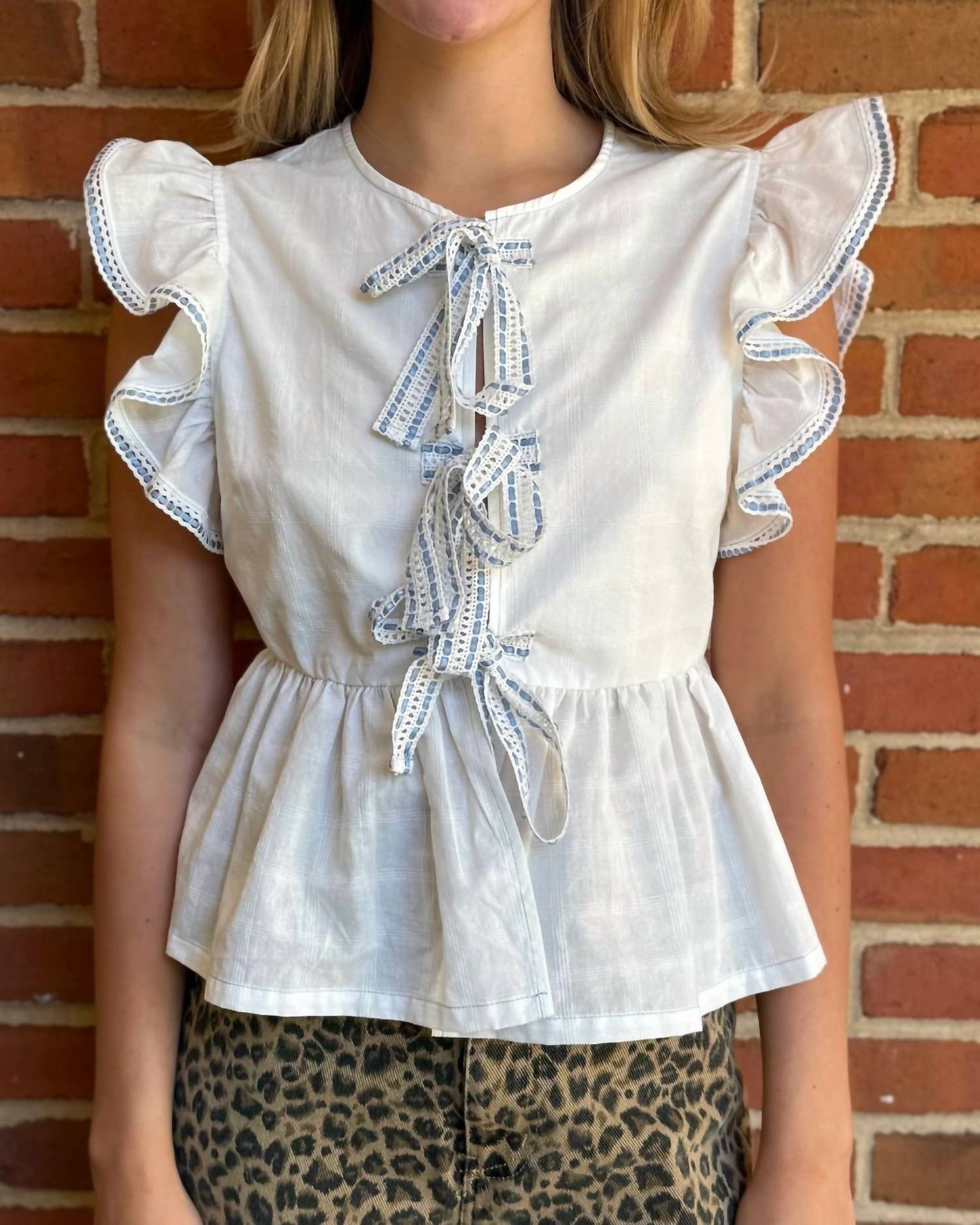 Peach Love - Jacquard Lace Trim With Front Tie Top