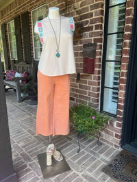 Zenana - Frayed Hem Denim Capris