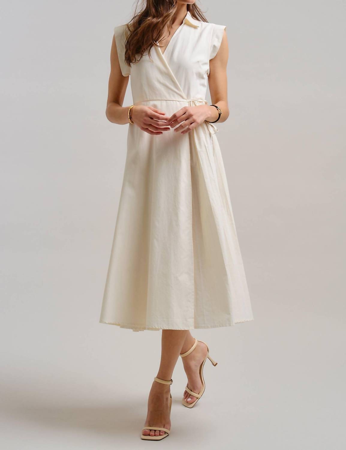 Urban Daizy - Collared Cap Sleeve Wrap Midi Dress