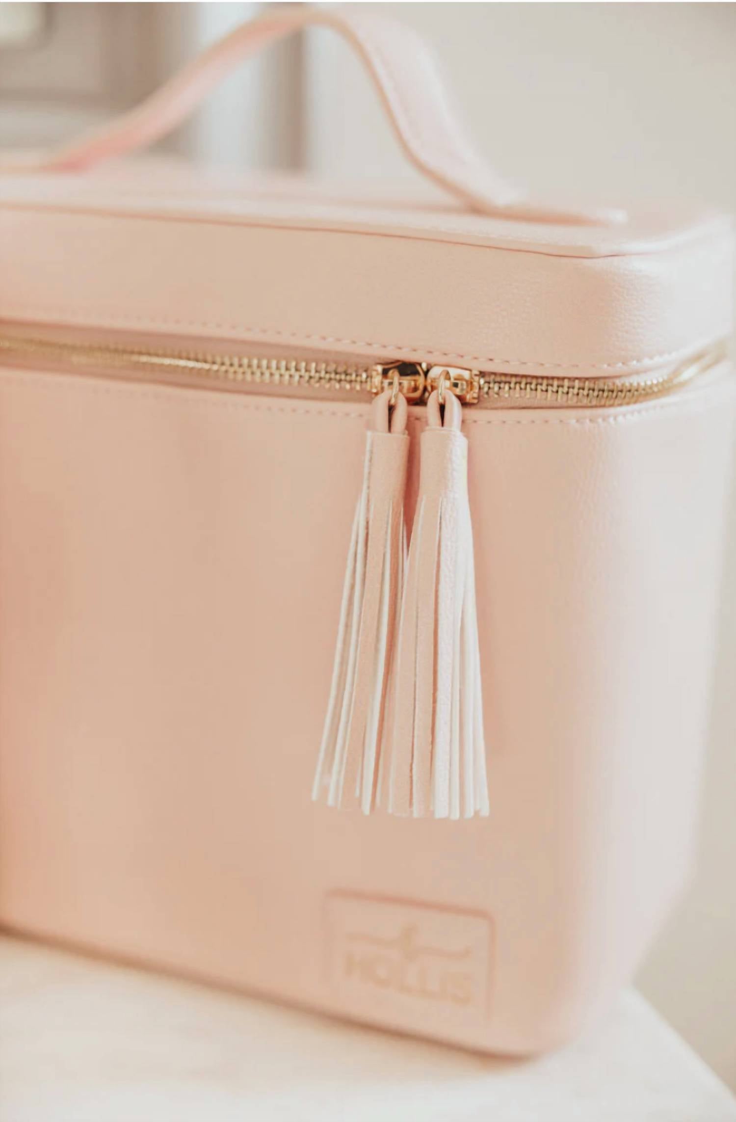 Hollis & Company - Lux Travel Case
