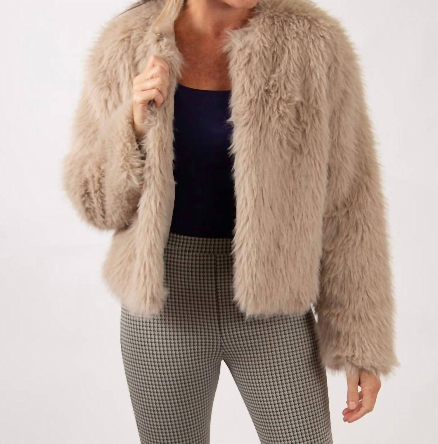 Miou Muse - Faux Fur Cropped Jacket