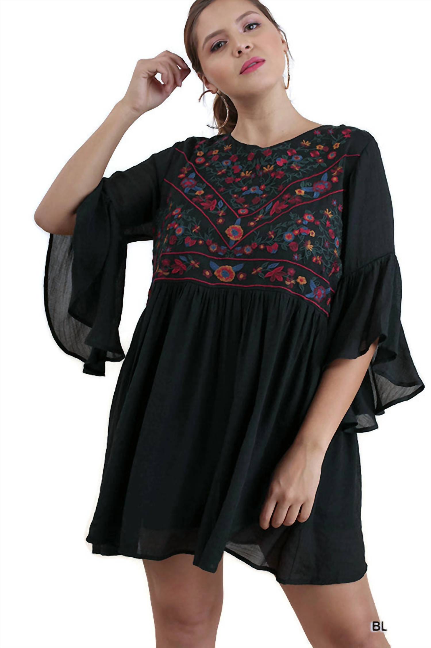 Umgee - Floral Embroidered Keyhole Dress