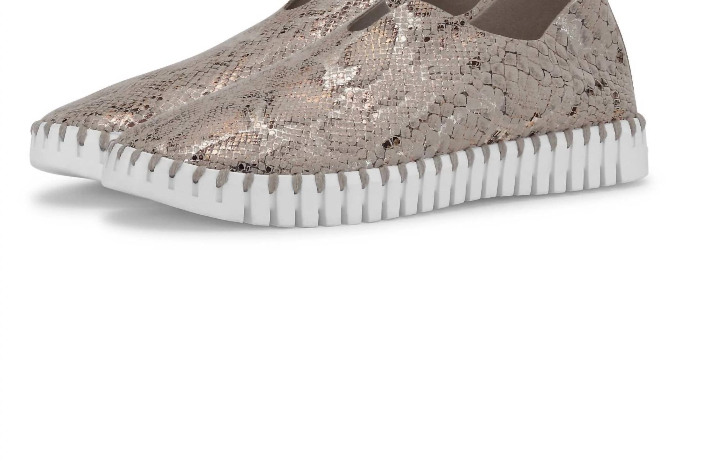 Ilse Jacobsen Women's Tulip U0008 Slip-on Shoes in wheat - women's flats