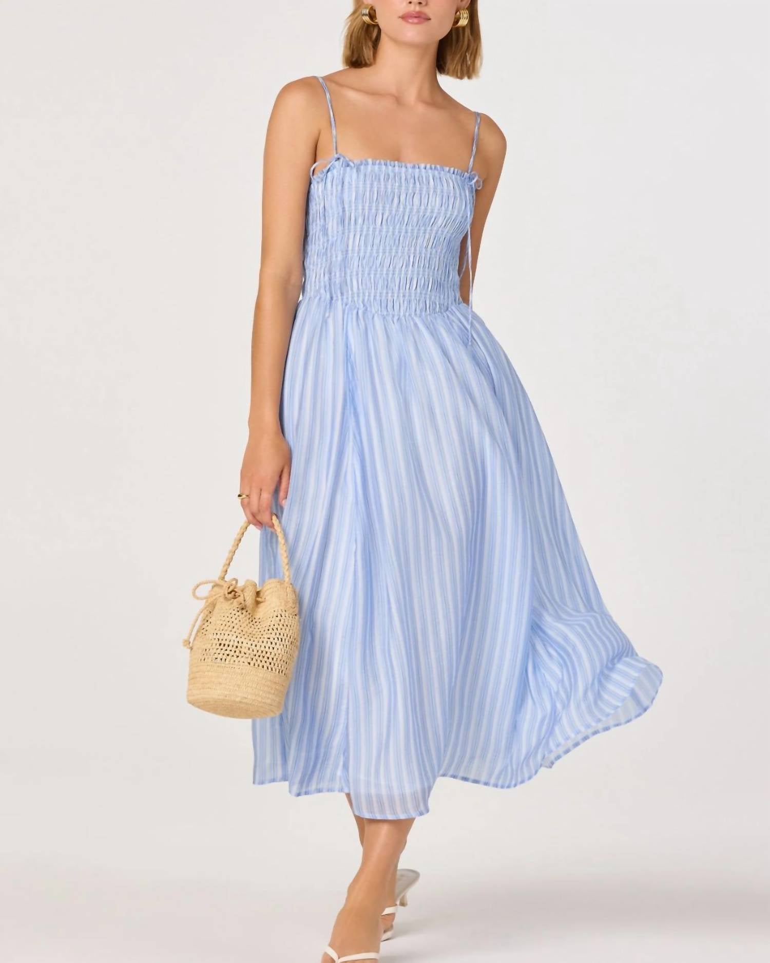 Astr - Lahela Midi Dress