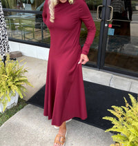 Lysse - Asymmetrical Maxi Dress