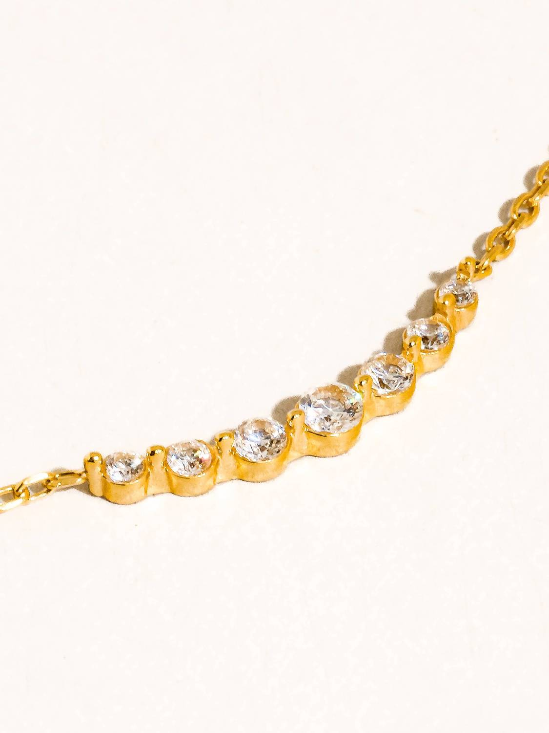 Flanerie By Maiq - Women's Crystal Station Chain Necklace