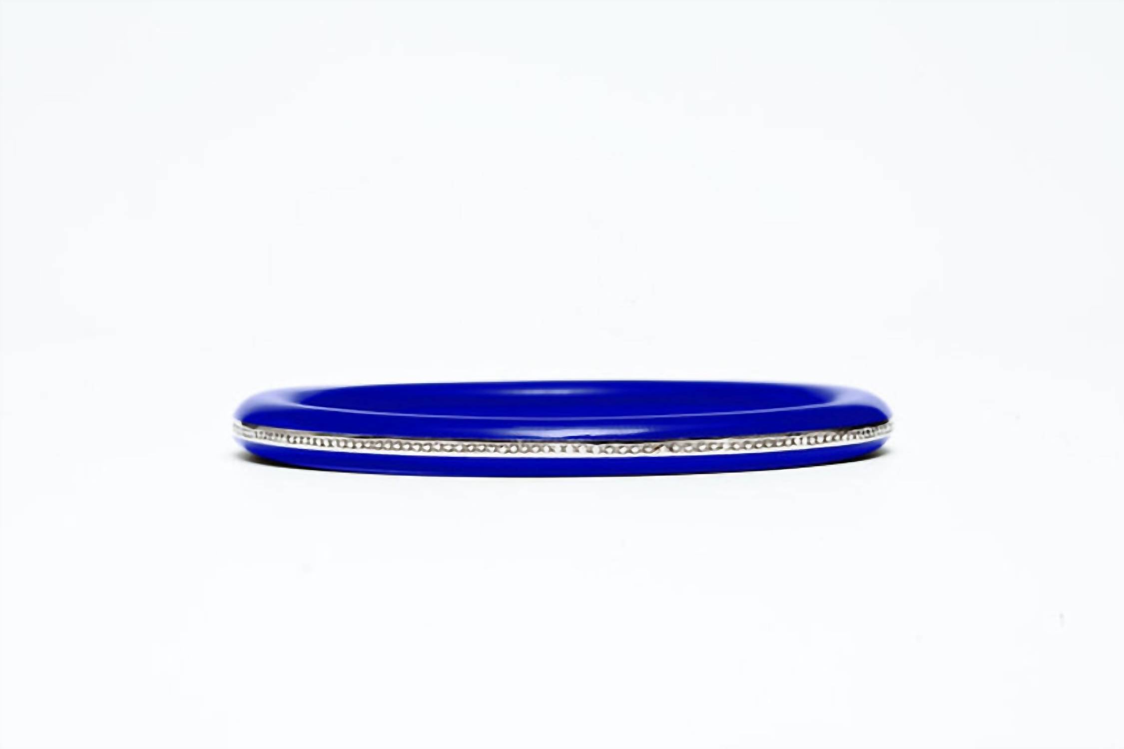 Avenue Chic - Women's Skinny Bangle