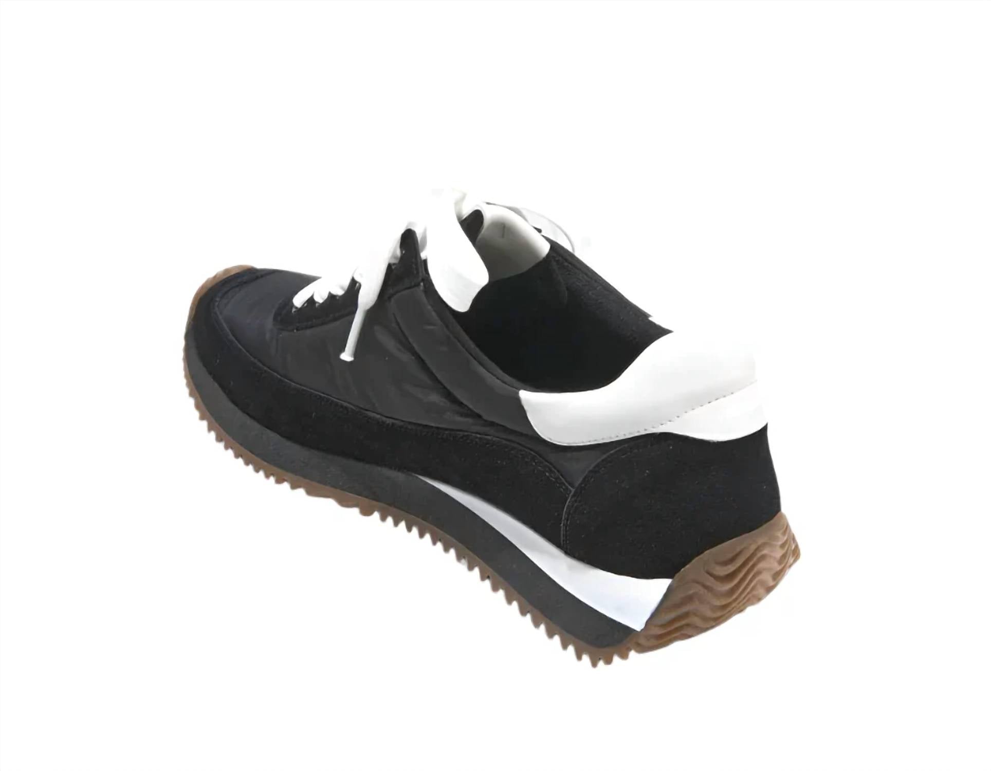 Vaneli - Women's Queen Sneakers