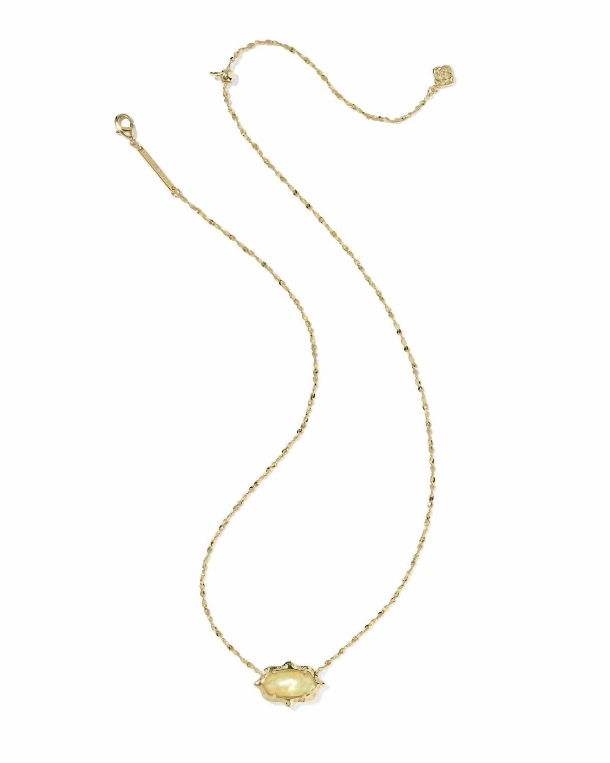 Kendra Scott - Women's Elisa Scallop Frame Short Pendant Necklace