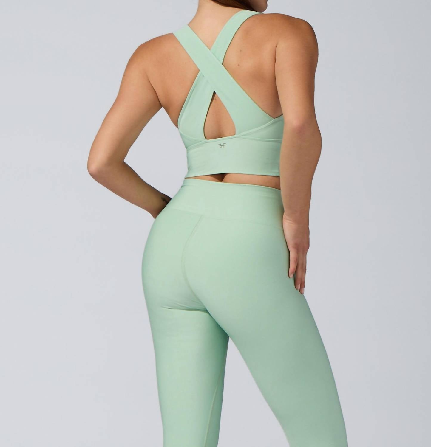 Heroine Sport - Cross Back Top