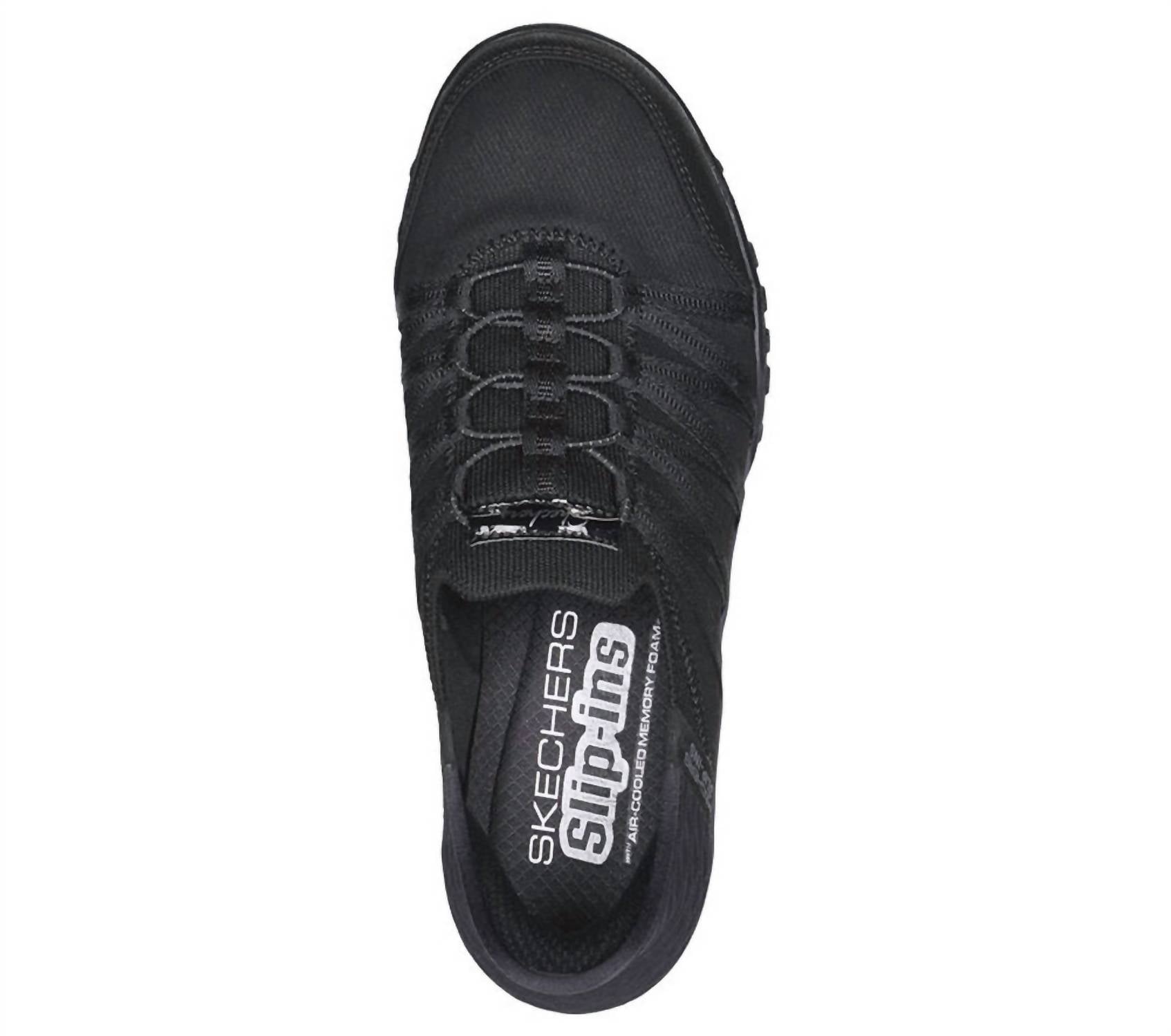 Skechers - Women's Breathe Easy Roll With Me Sneakers
