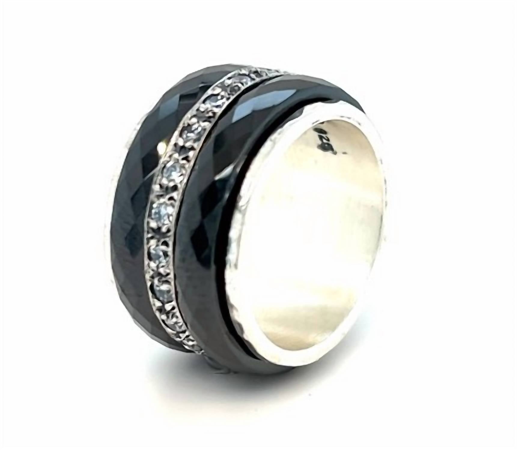 Meditation Rings - Women's Untold Ring