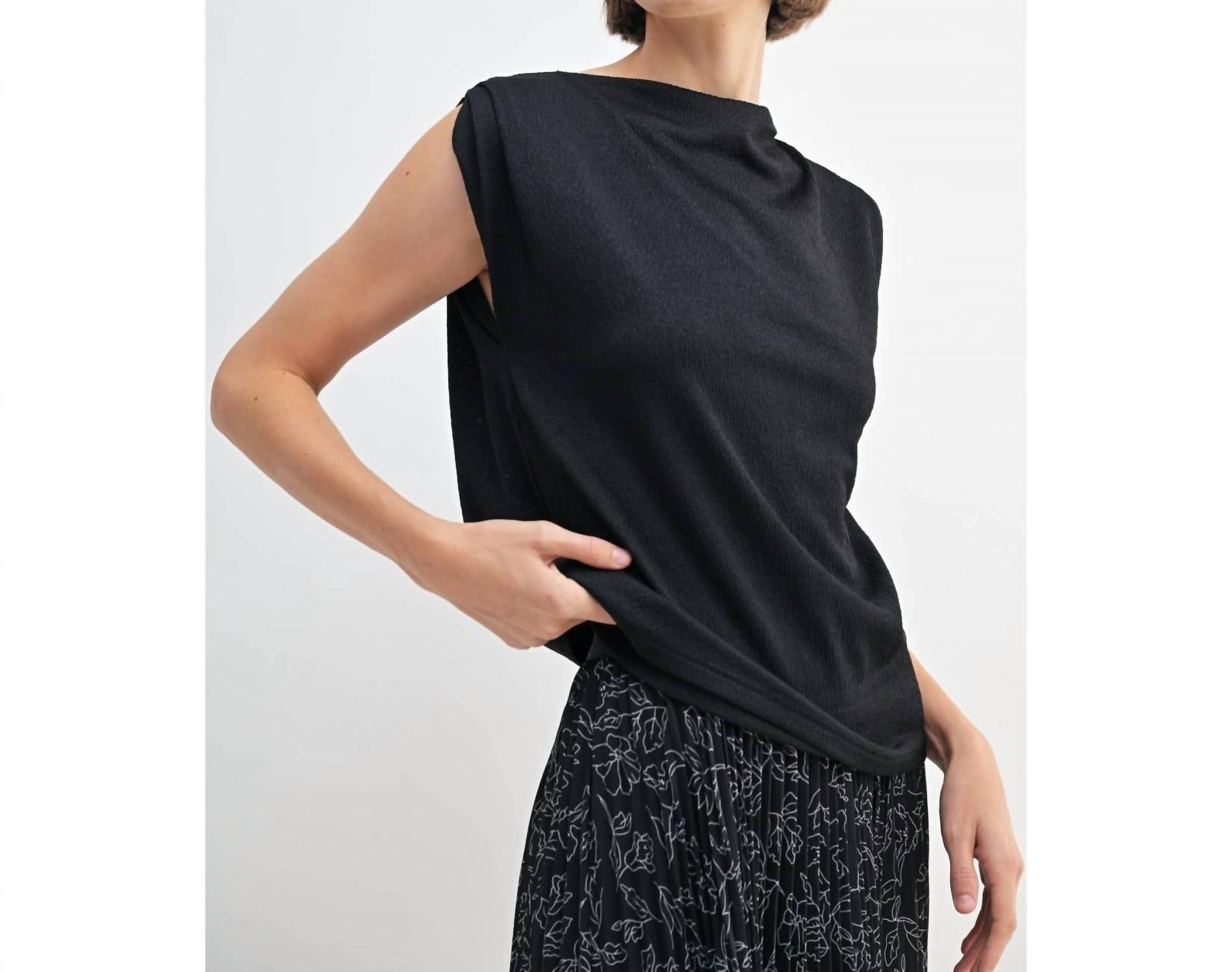 Fun 2 Fun - Boat Neck Knit Top