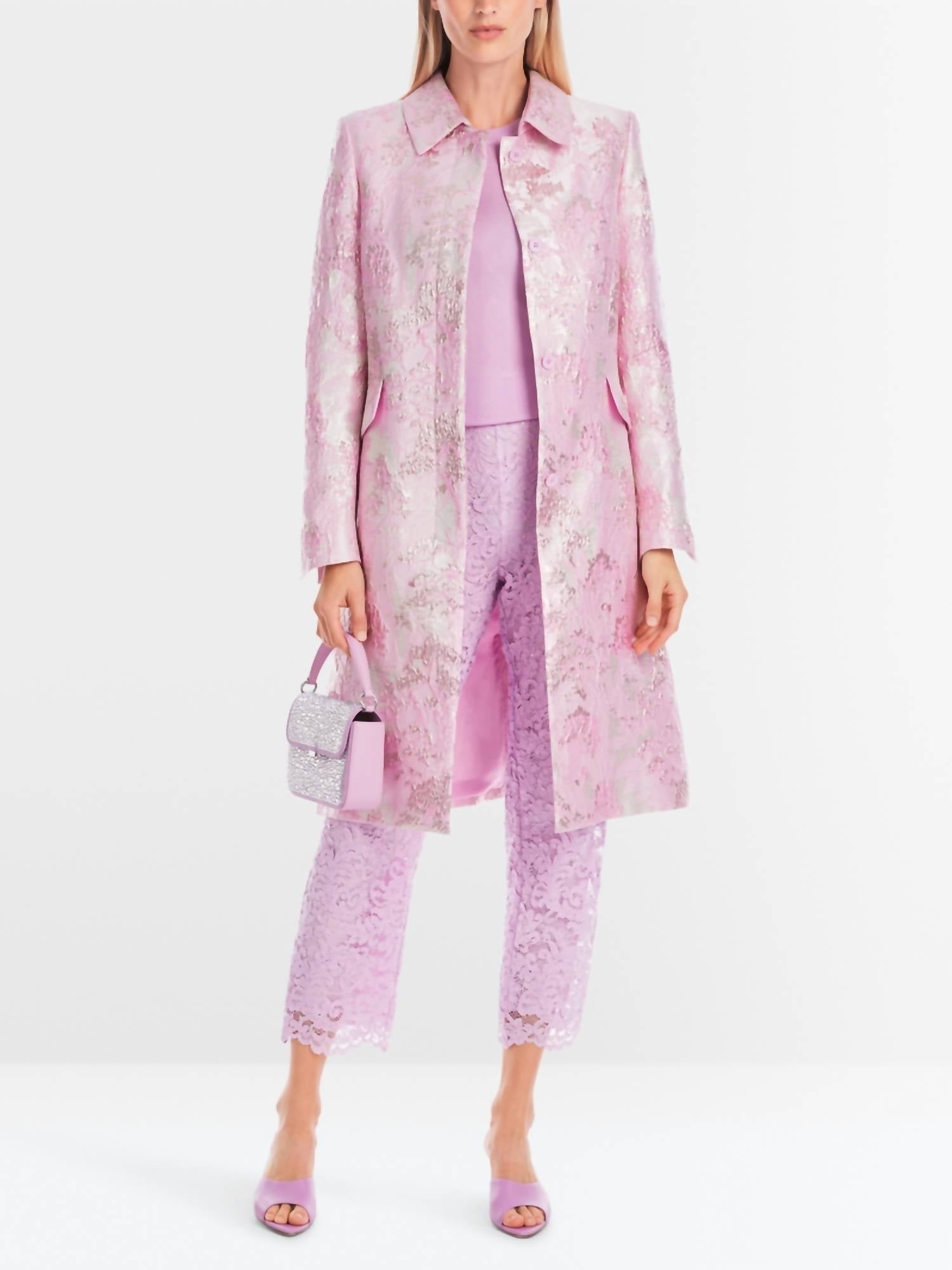 Marc Cain - Short and fitted brocade coat