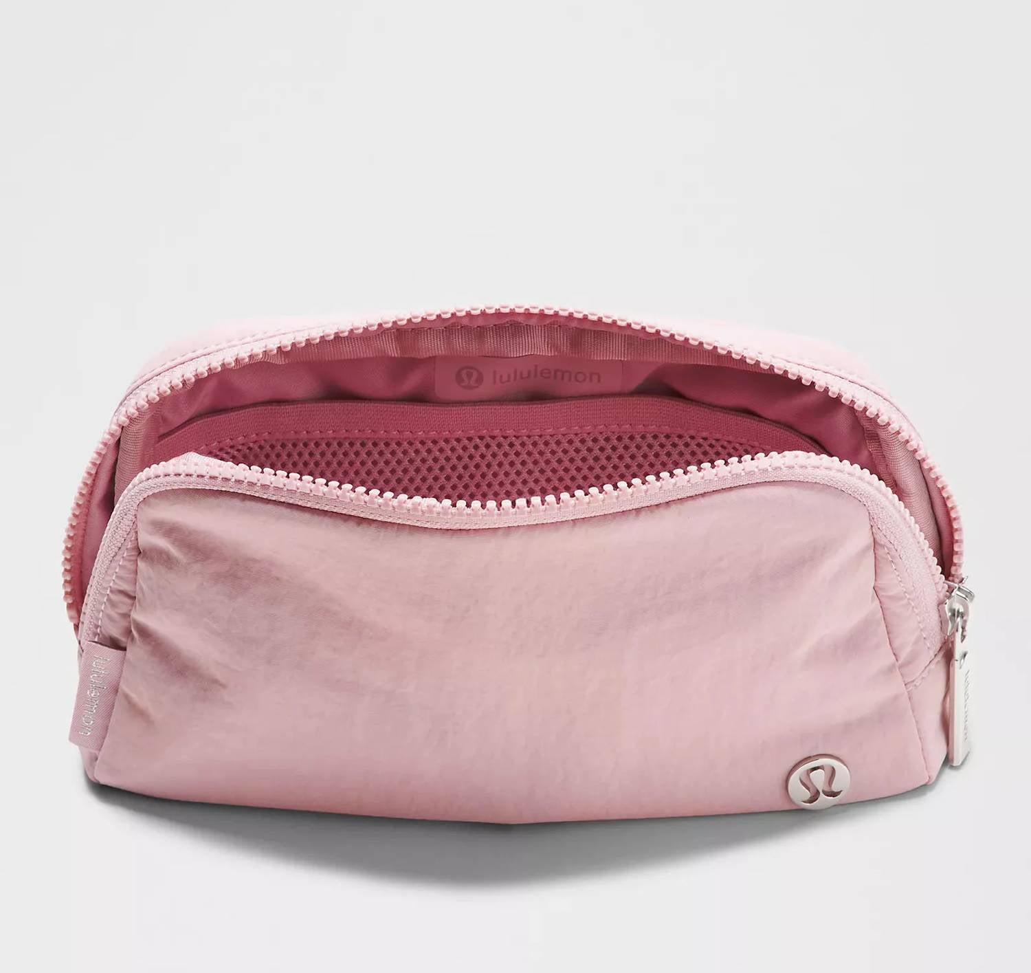 Lululemon - Women's Everywhere Belt Bag