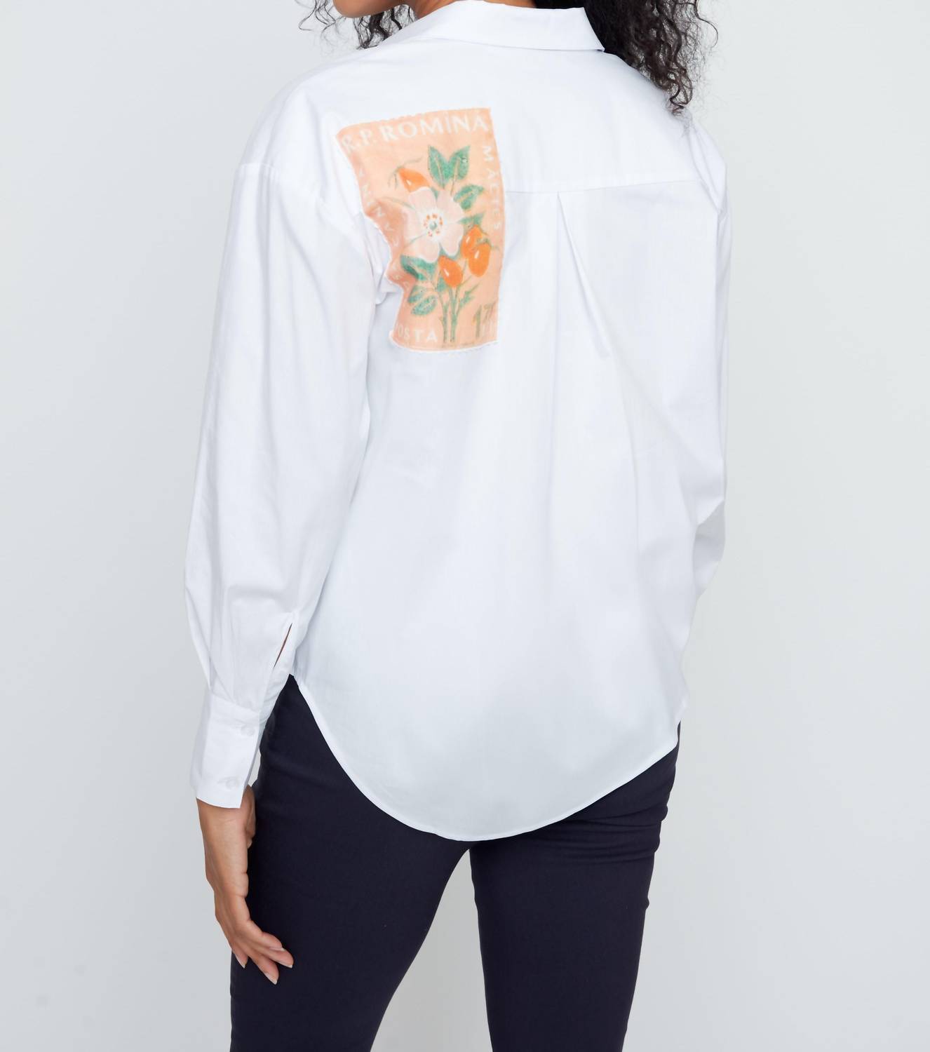 Renuar - Vintage Postcard Charm Button Up Blouse