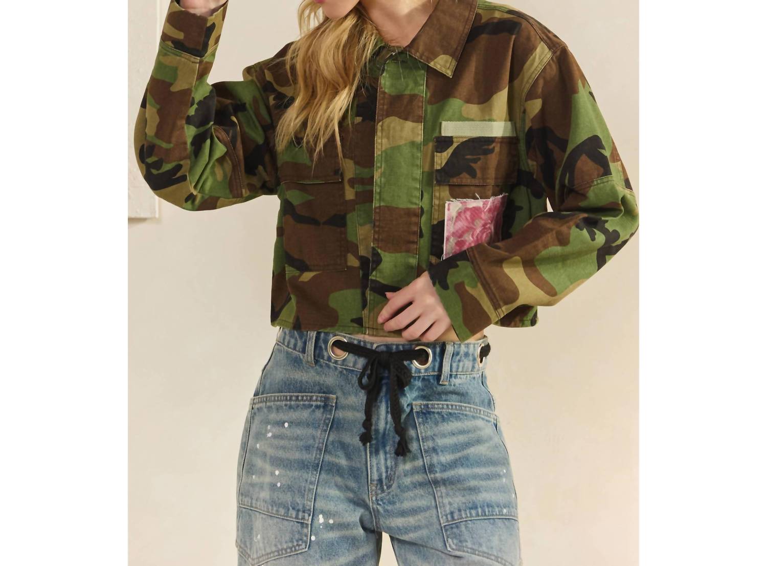 Veveret - Sequins Contrast Jacket