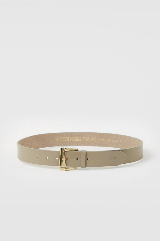 Closed - Asymmetric Buckle Belt