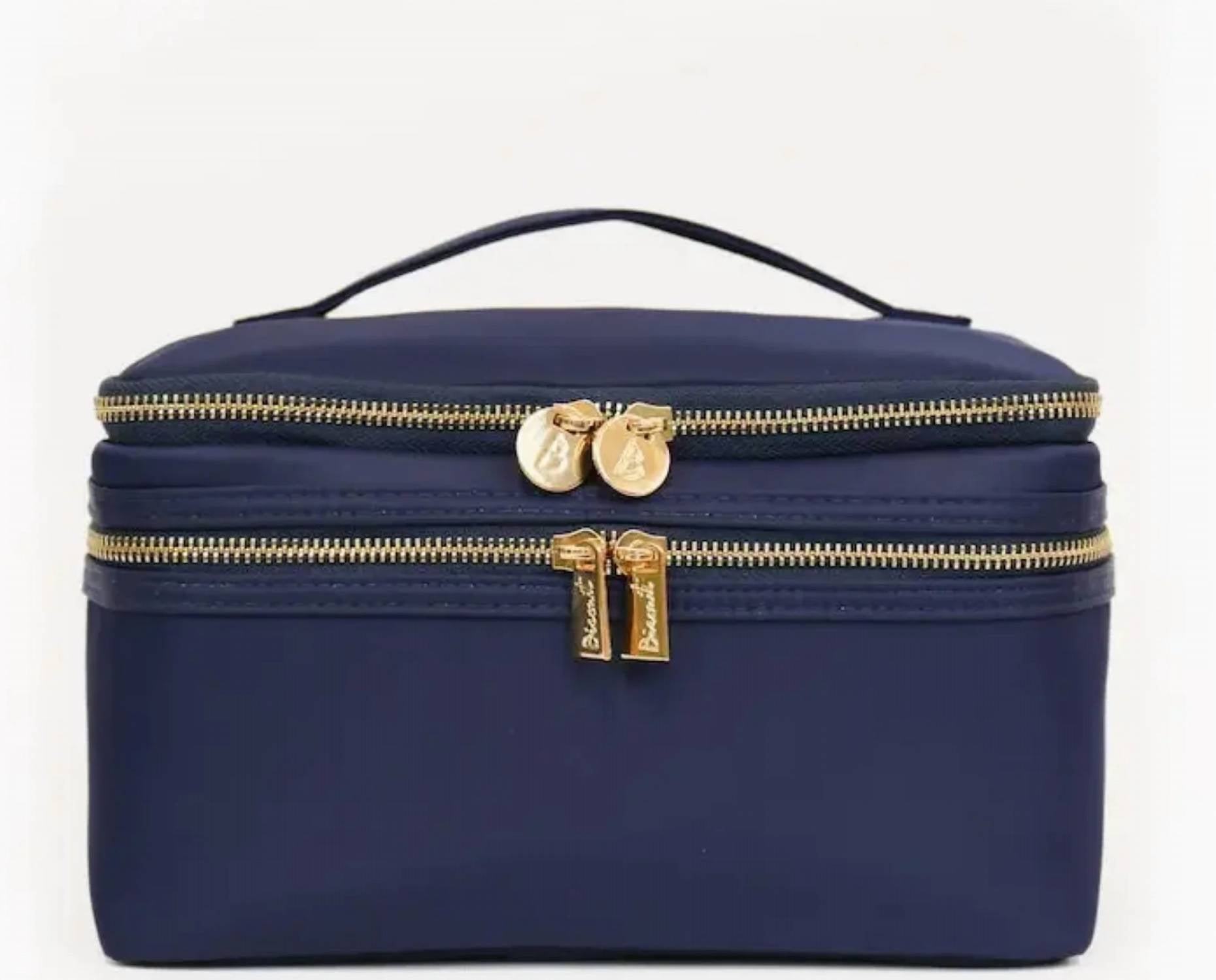 Biscuit Home - Women's Travel Tote And Train Case