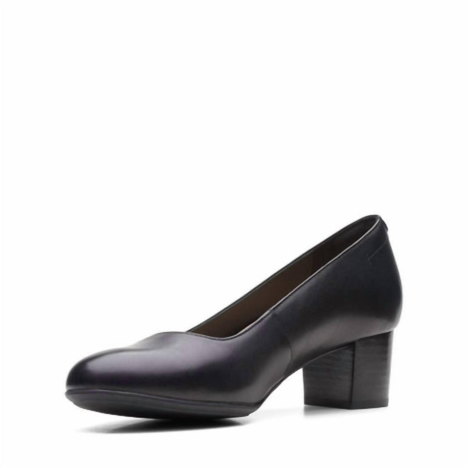 Clarks - Women's Linnae Leather Pump