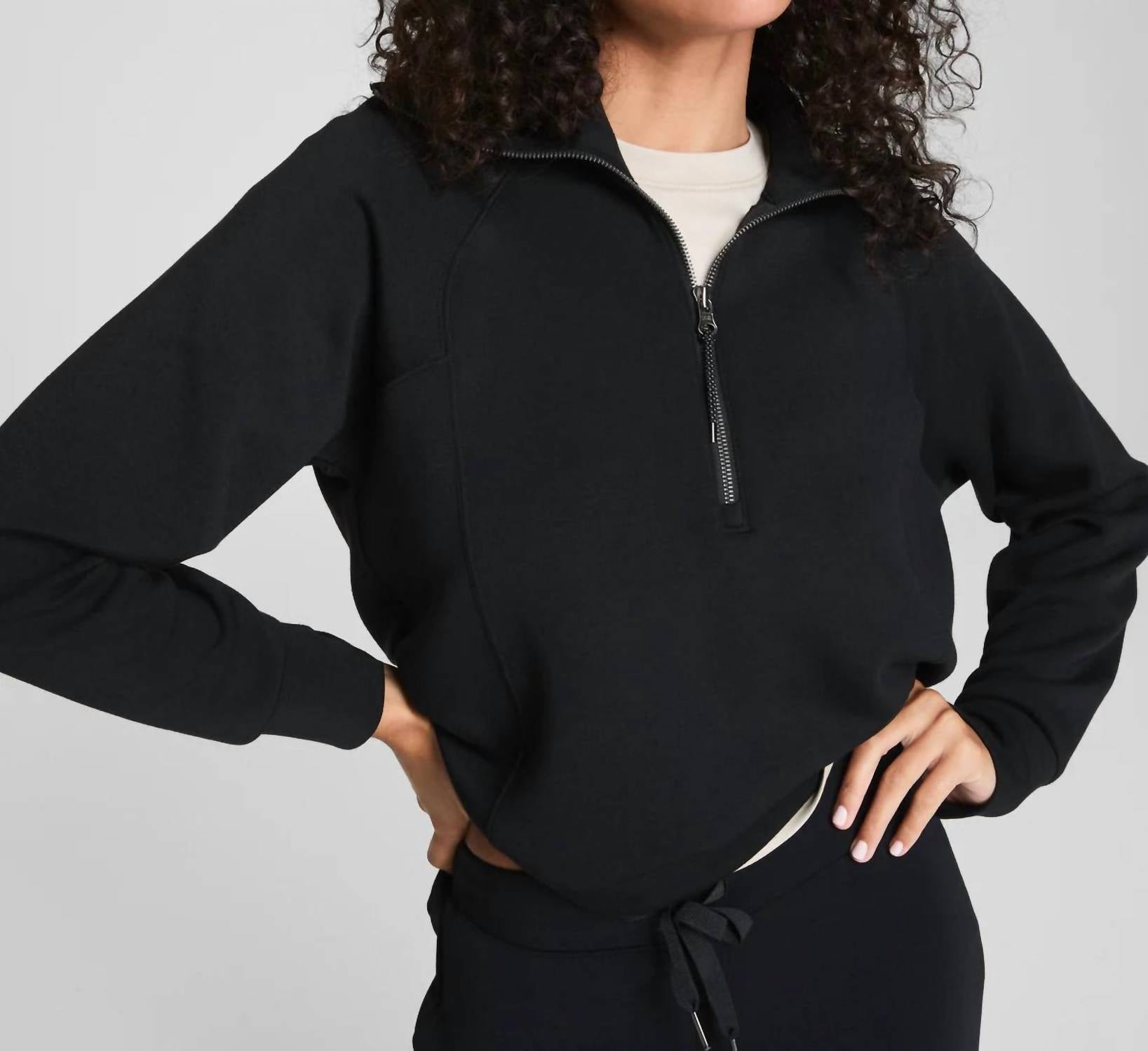 Spanx - Air Essentials Half Zip Top