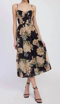 En Saison - Peregrine Midi Dress