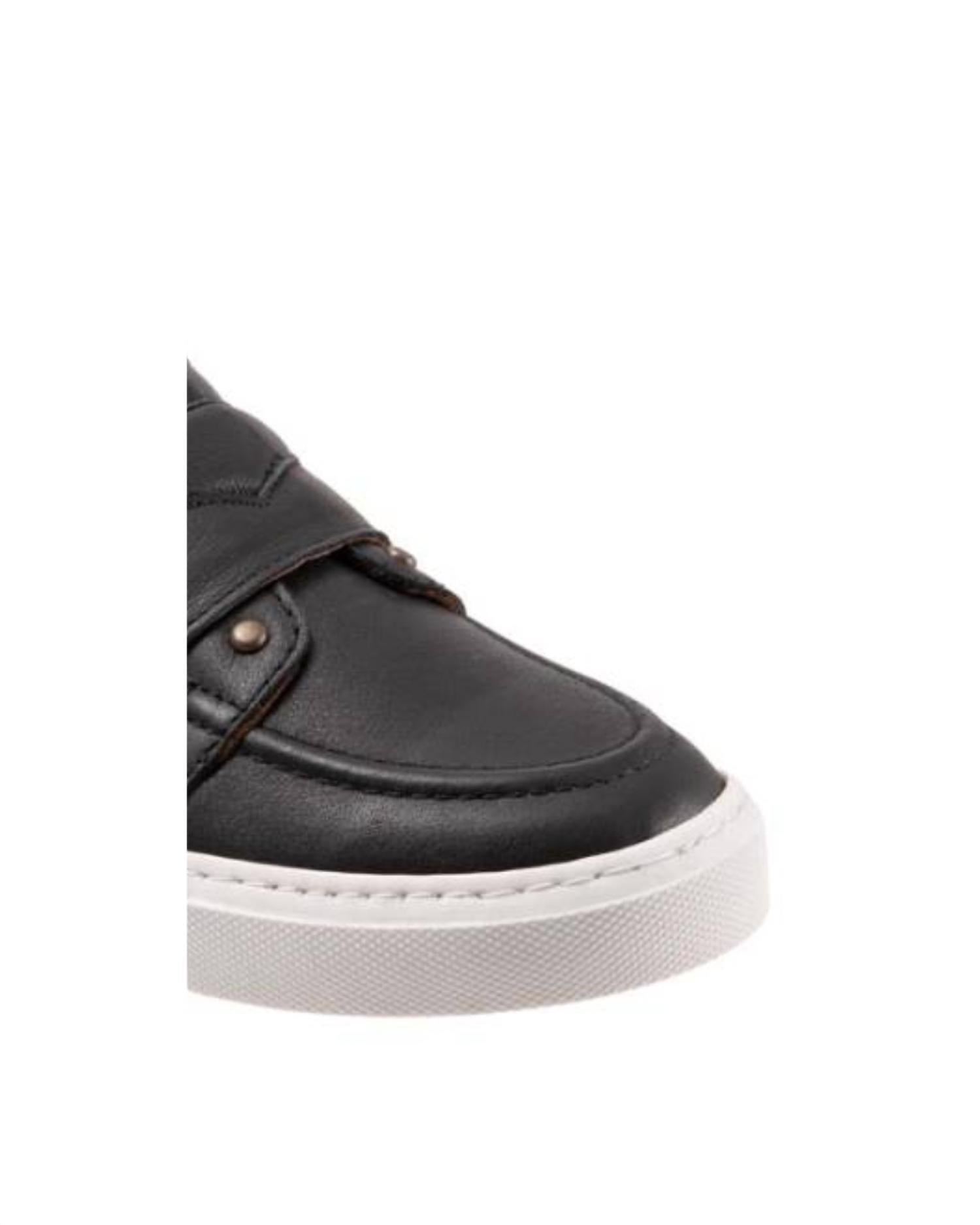 bueno Women's Relax Sneakers in black 1 - women's sneaker - detail view