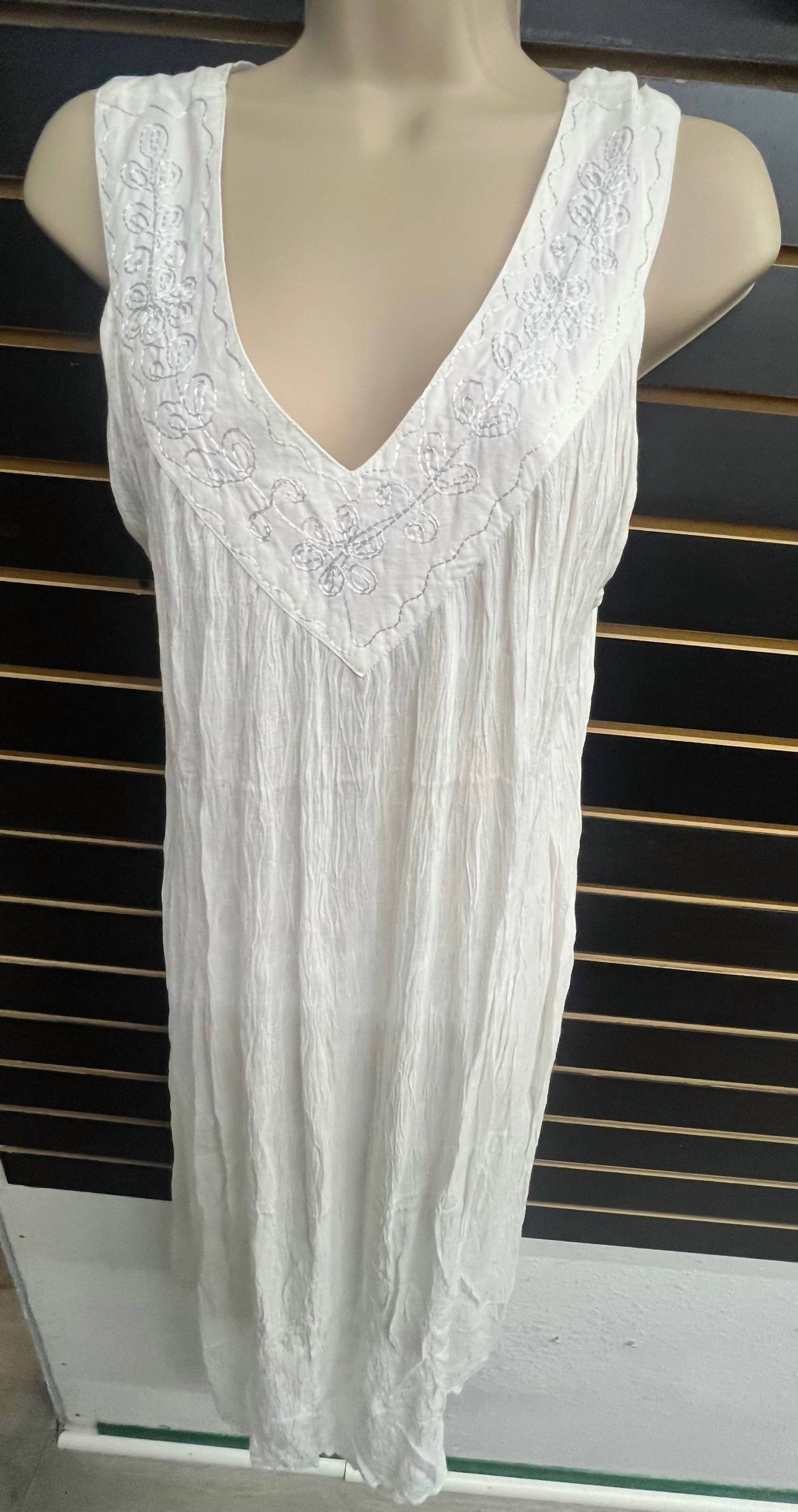 Nf - Women's Breezy Sleeveless Dress
