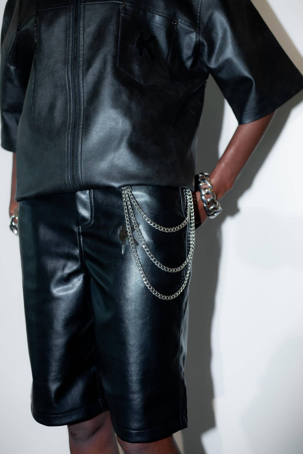 knotWTR Silver Wallet Chain - women's accessory