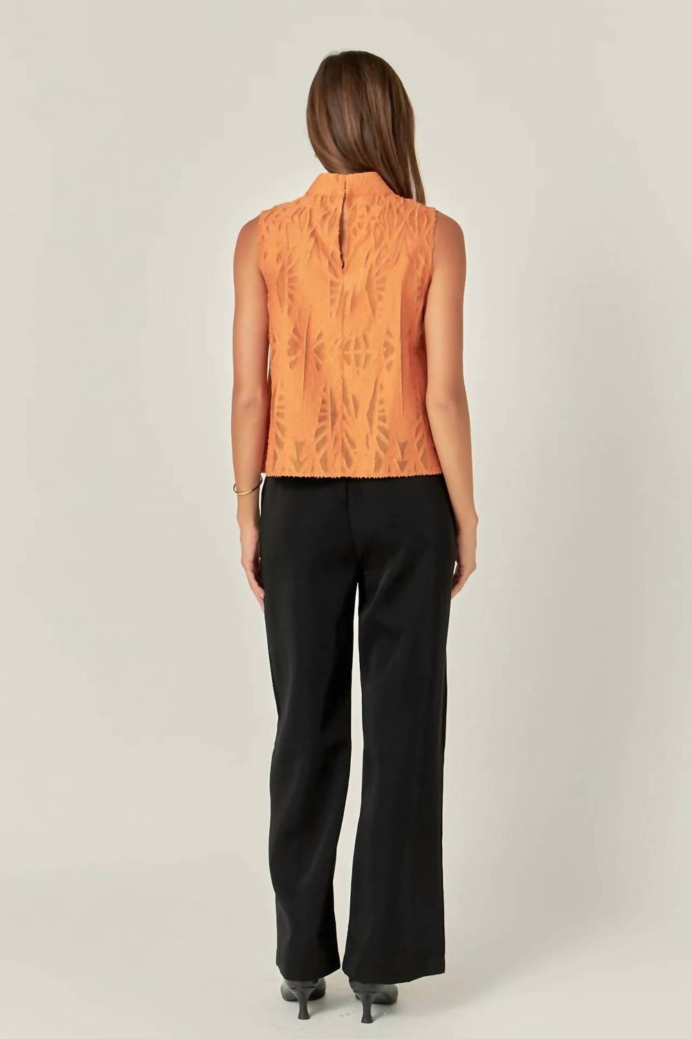 2.7 August Apparel - Burnout Pleated Sleeveless Top