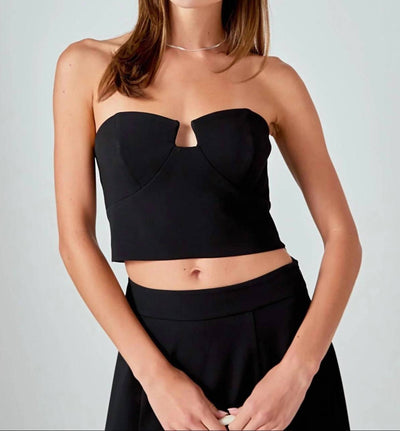 2.7 August Apparel - Haley V Strapless Top