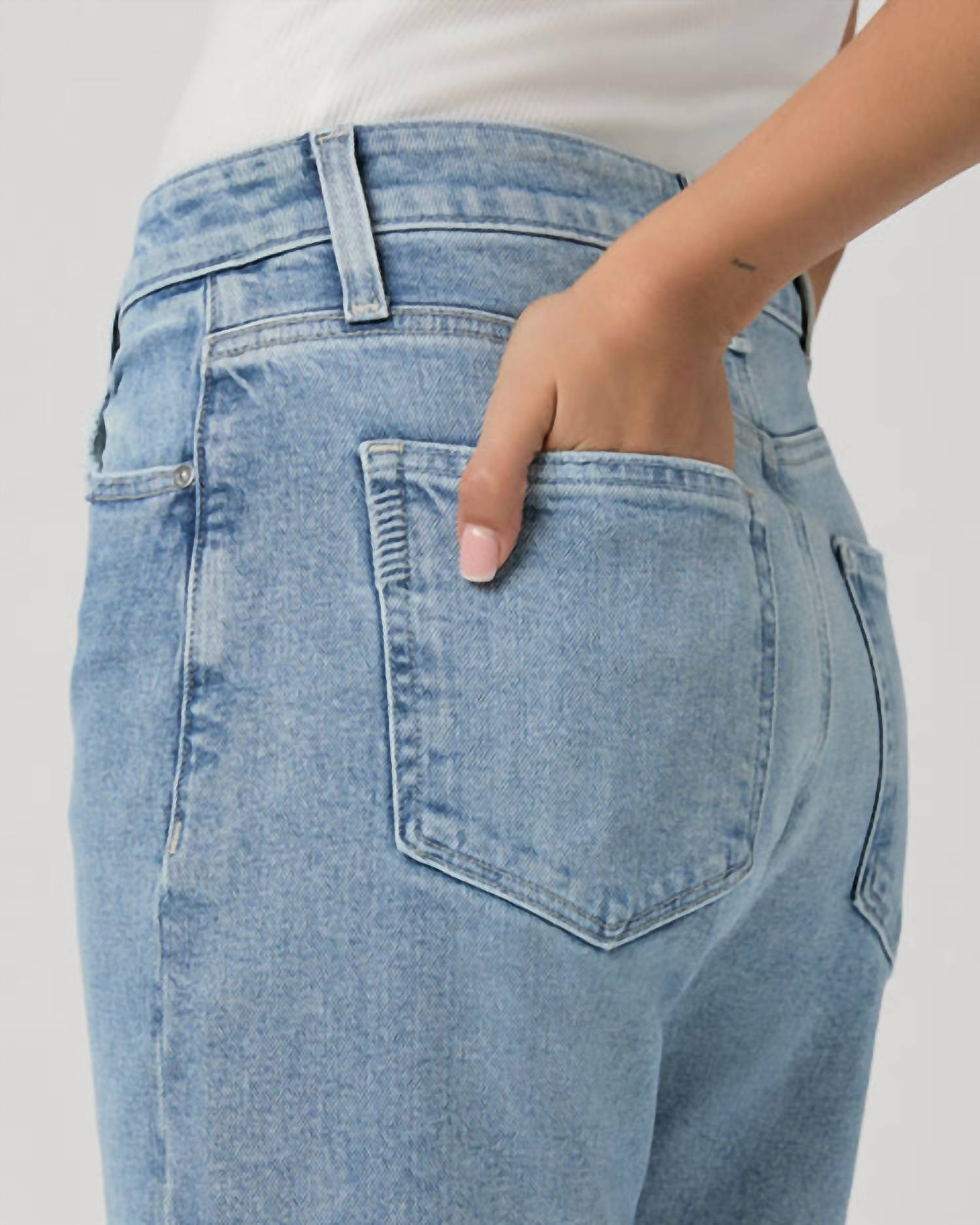 Paige - Alexis Slight Barrel Jean
