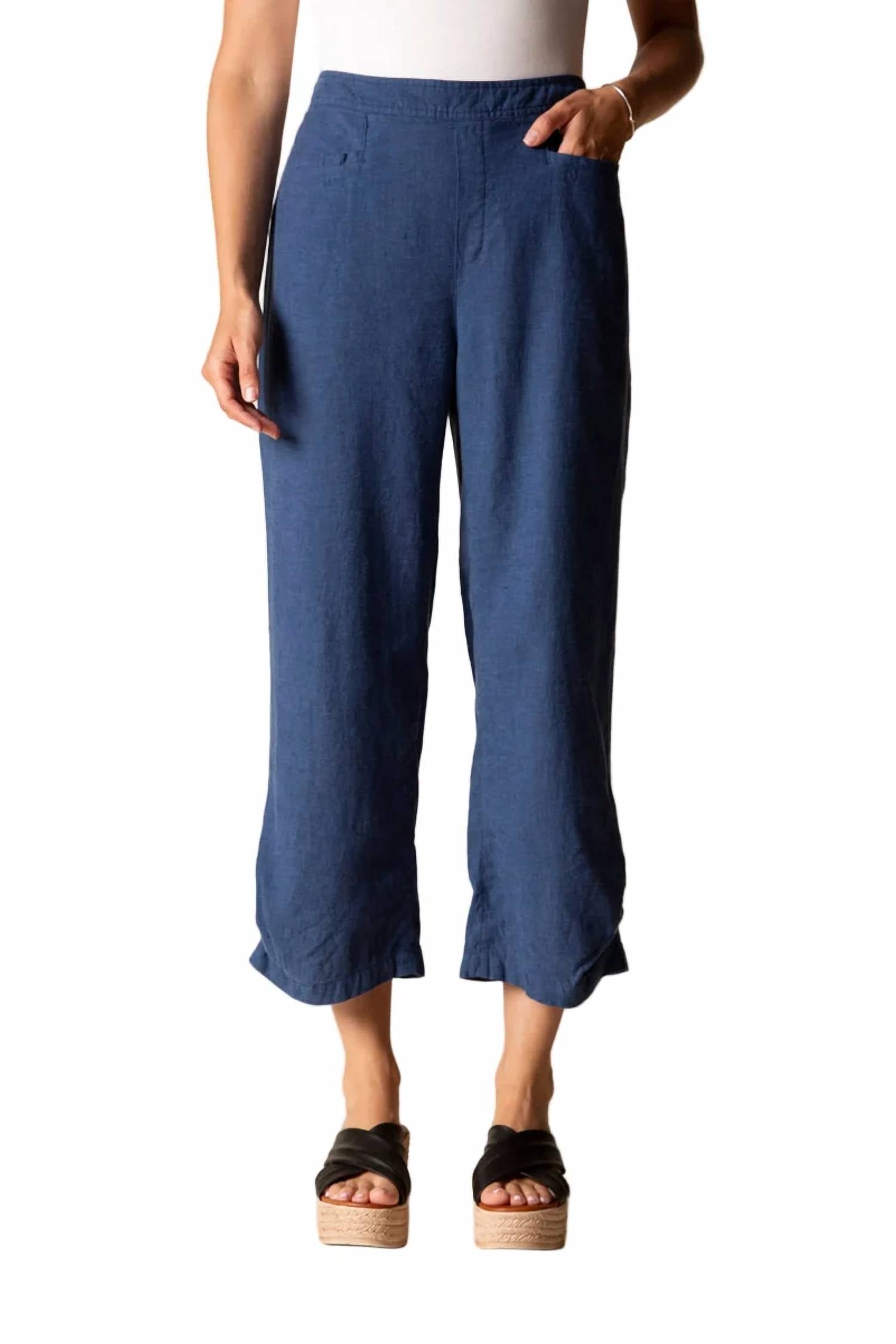 Habitat - Solid Pleat Button Capri Pants