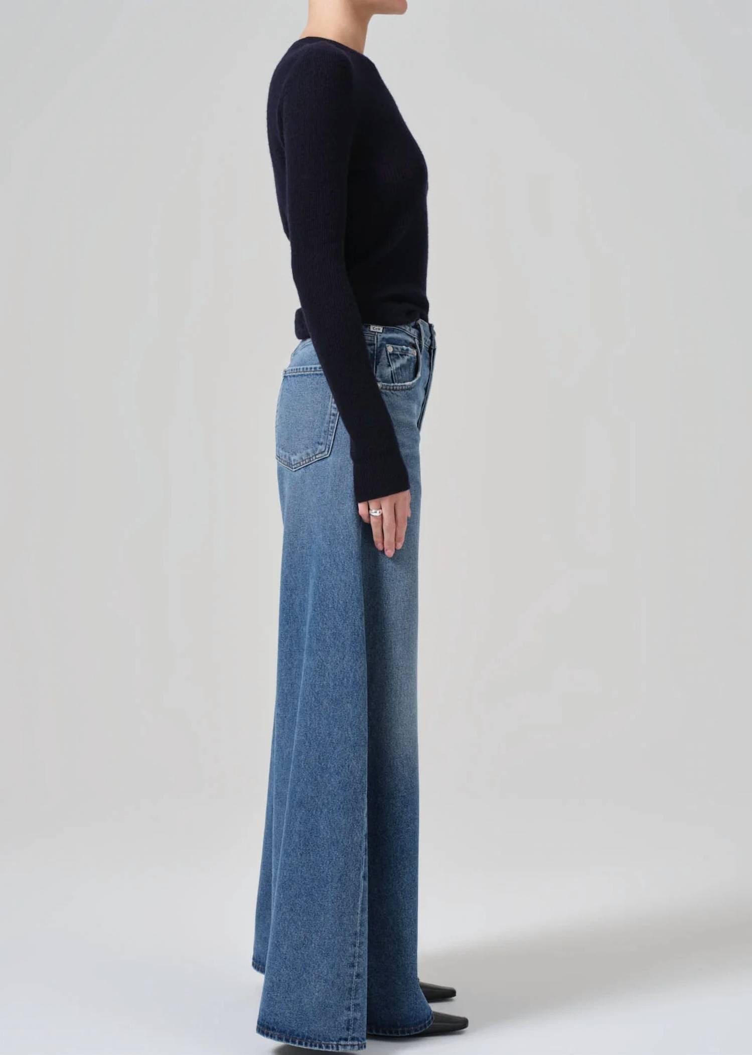 Citizens Of Humanity - Amari Ultra Jeans