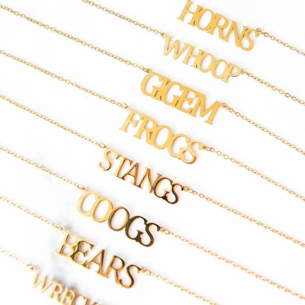 Golden Thread - Women's Texas A&m Aggies Gigem Nameplate Necklace