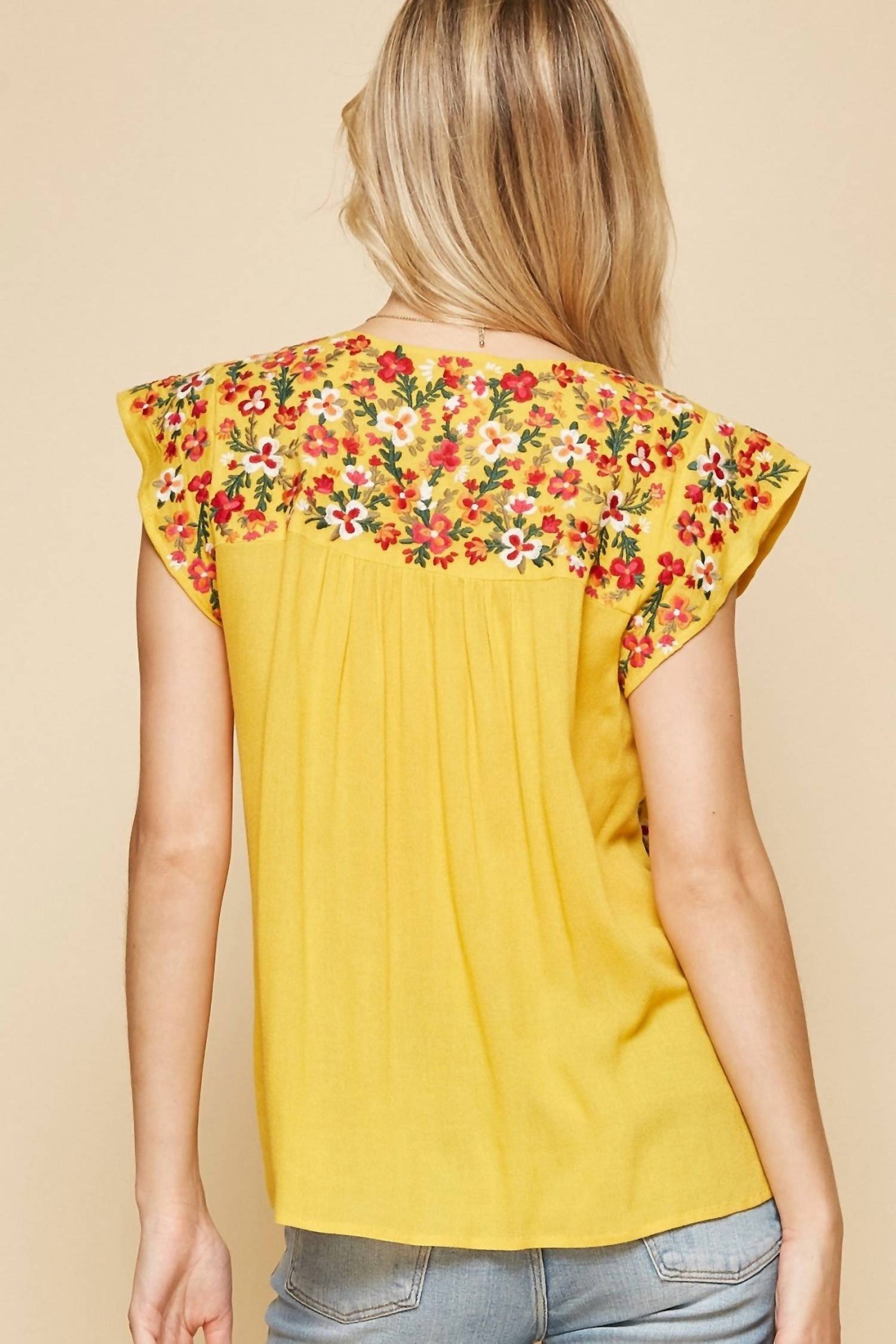 Andree By Unit - Flutter Sleeve Embroidered Top
