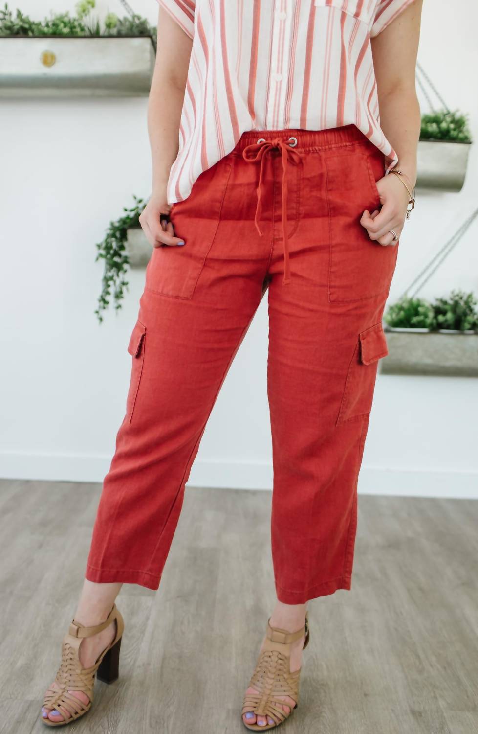 Discoverer Pull-on Cargo Pant