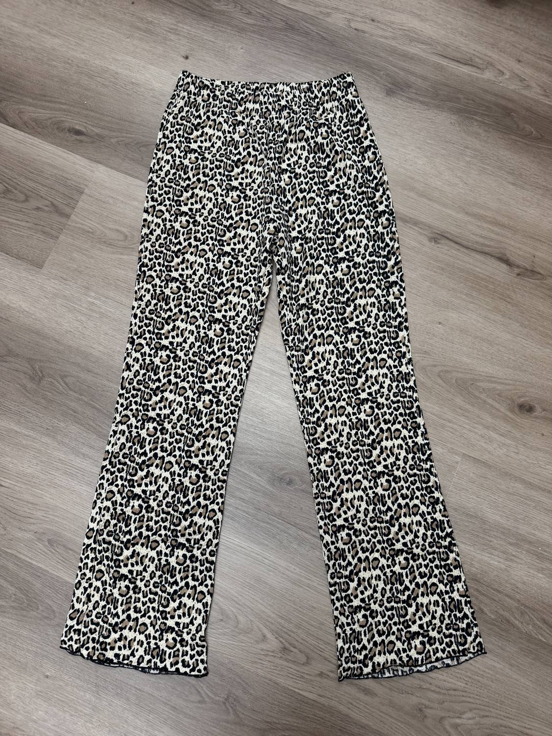 Pretty Garbage - Women's Bootcut Lounge Pants