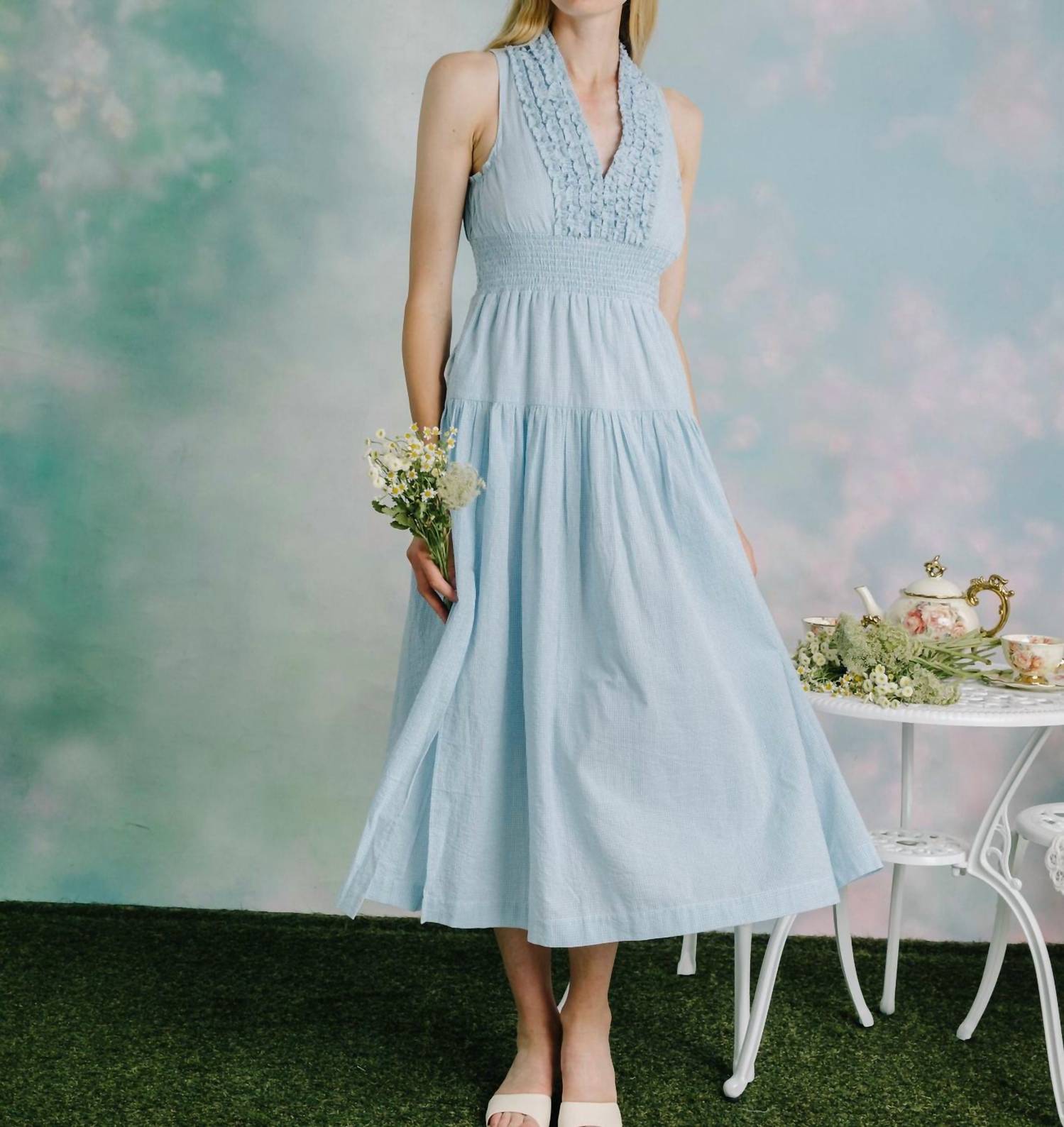 Love The Label - V-neck Long Dress