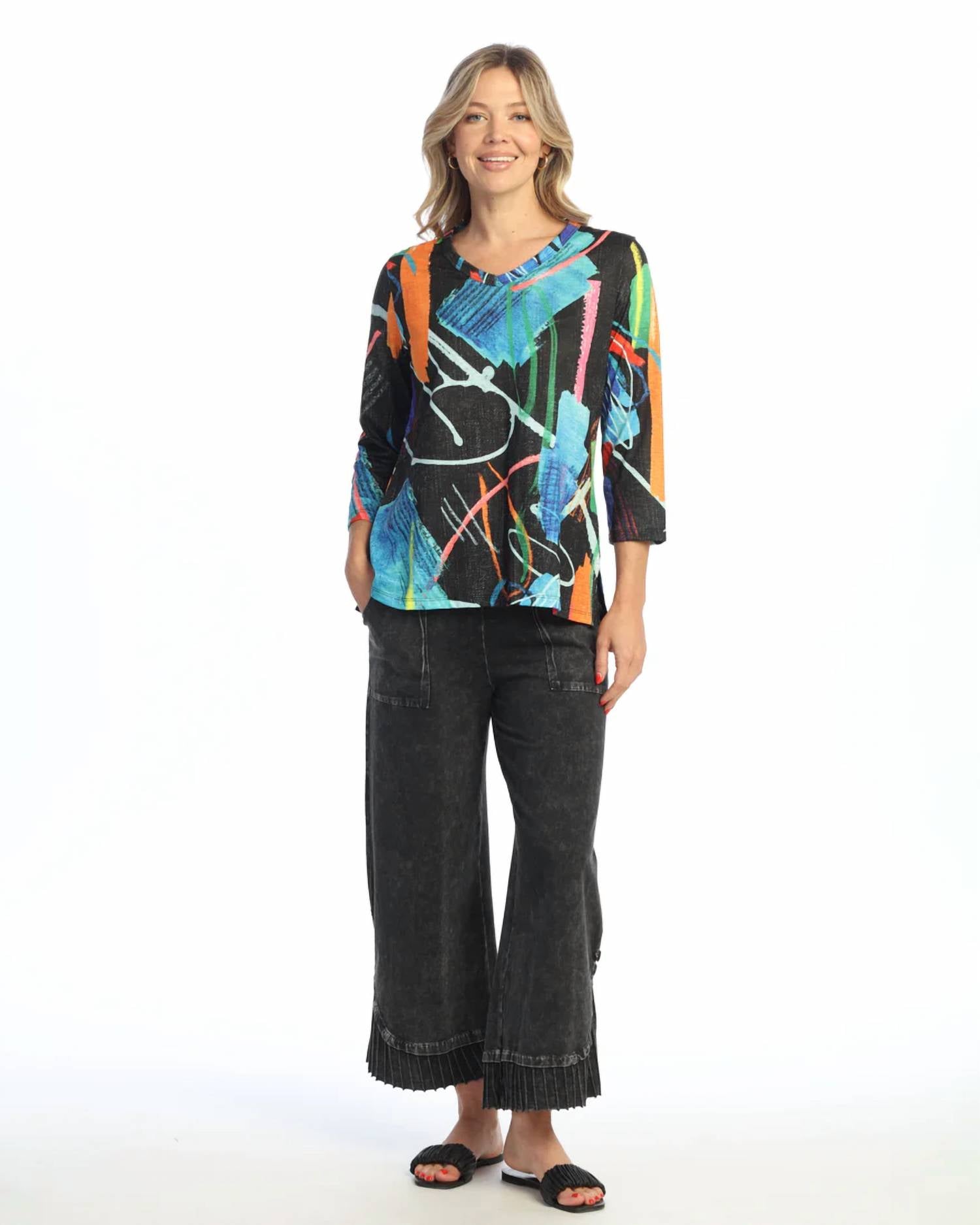 Jess & Jane - Rosalie Print V-Neck Top
